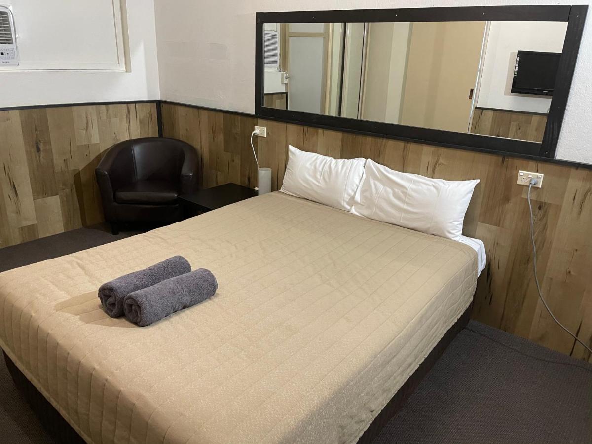 考兰乡村人汽车旅馆 外观 照片